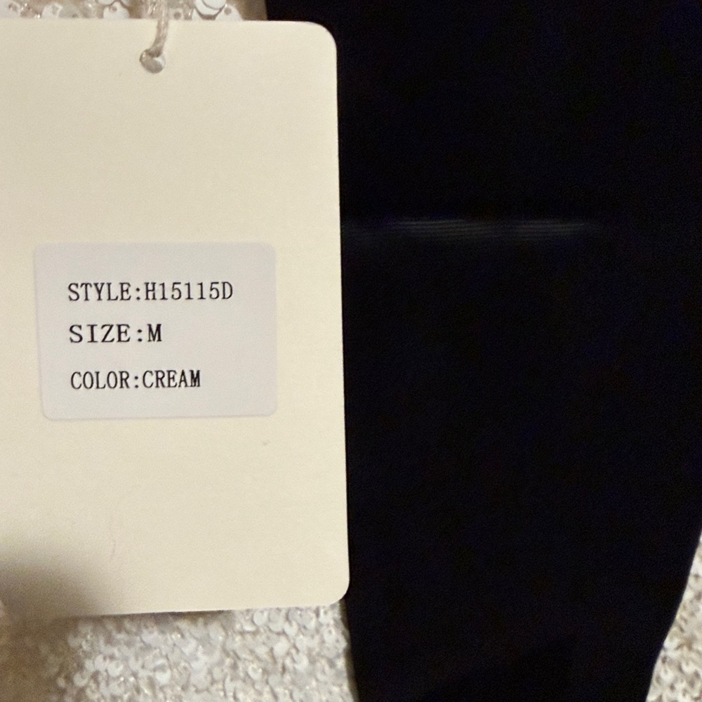 Elegant cream sequin sheath mini Dress with Black Bow in the back size medium - Picture 12 of 14